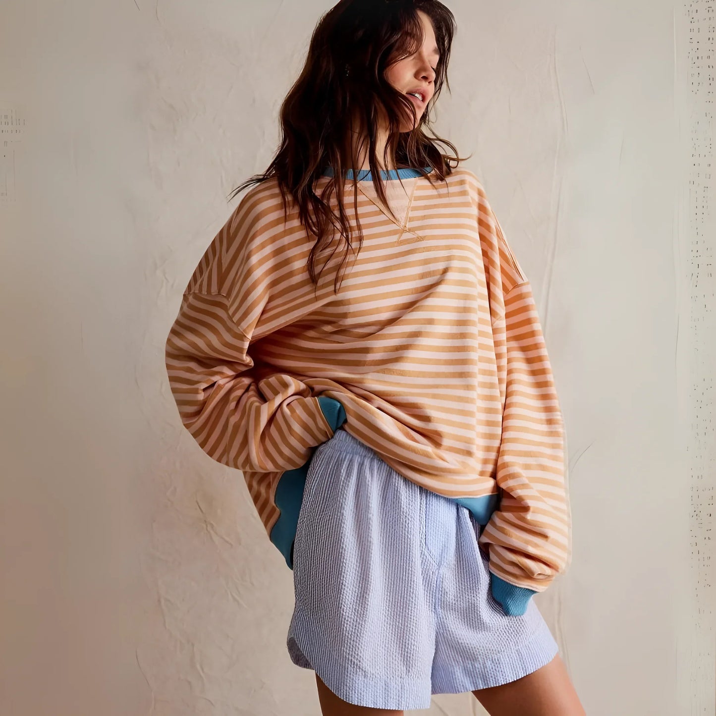 Jorunn – Oversized Sweatshirt with Stripes for Casual Comfort