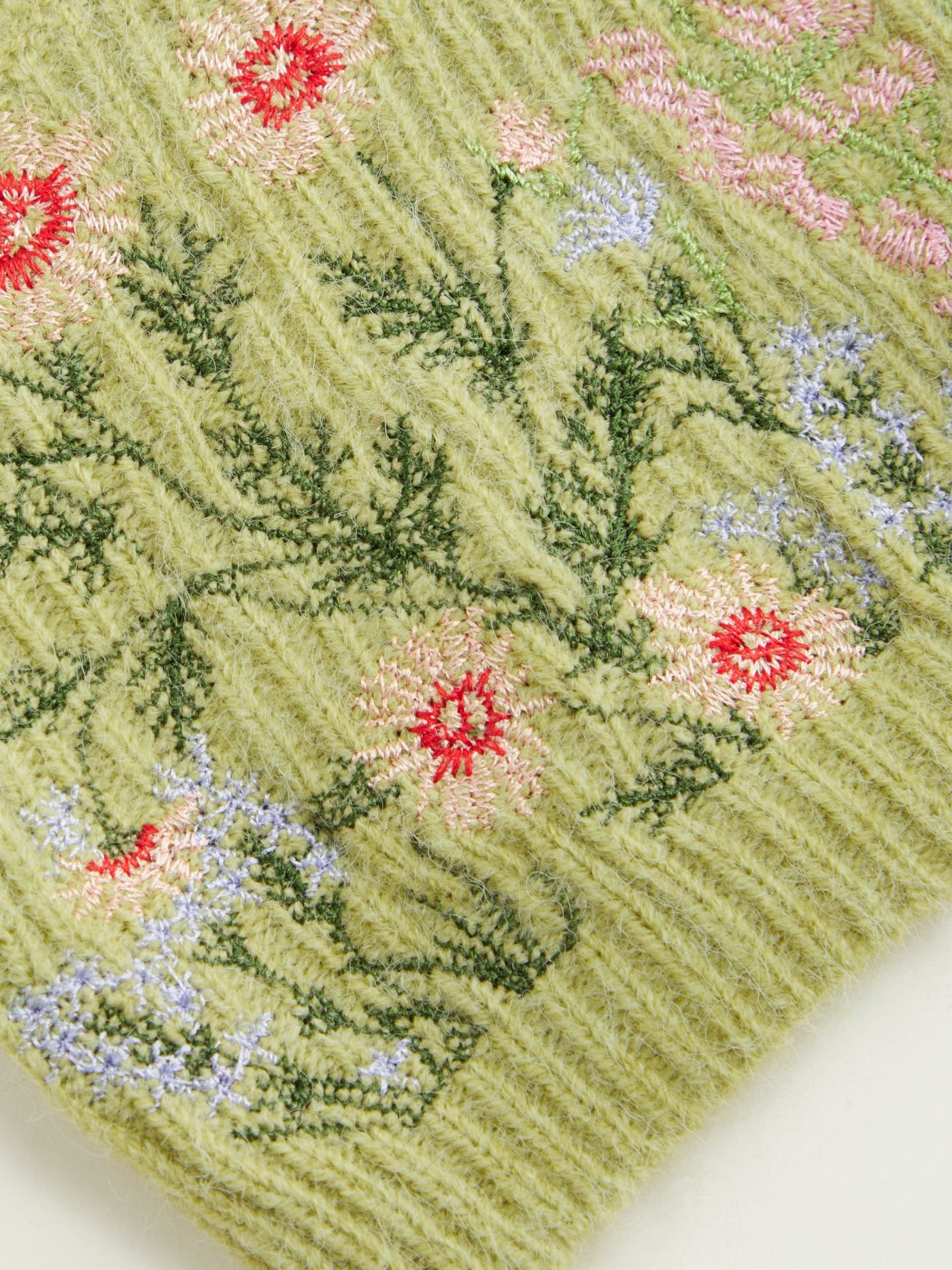 Éloïse – Embroidered Knit Crop Sweater