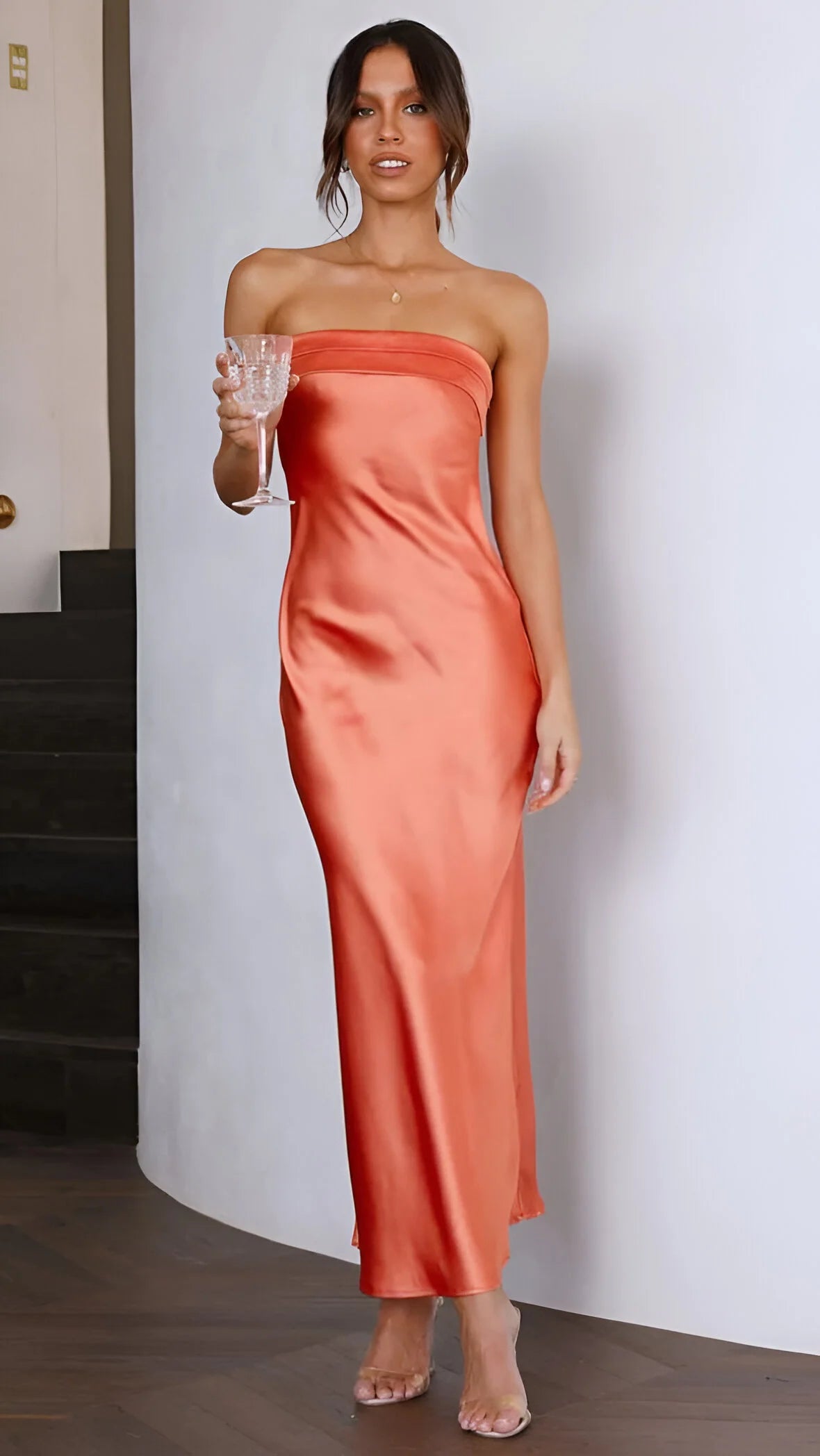 Aveline - Elegant Backless Silk Dress