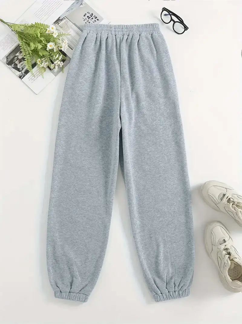 Bratomira - Heartbeat Print Sweater and Jogger Set