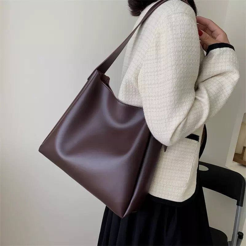 Zosimia - Spacious Bag