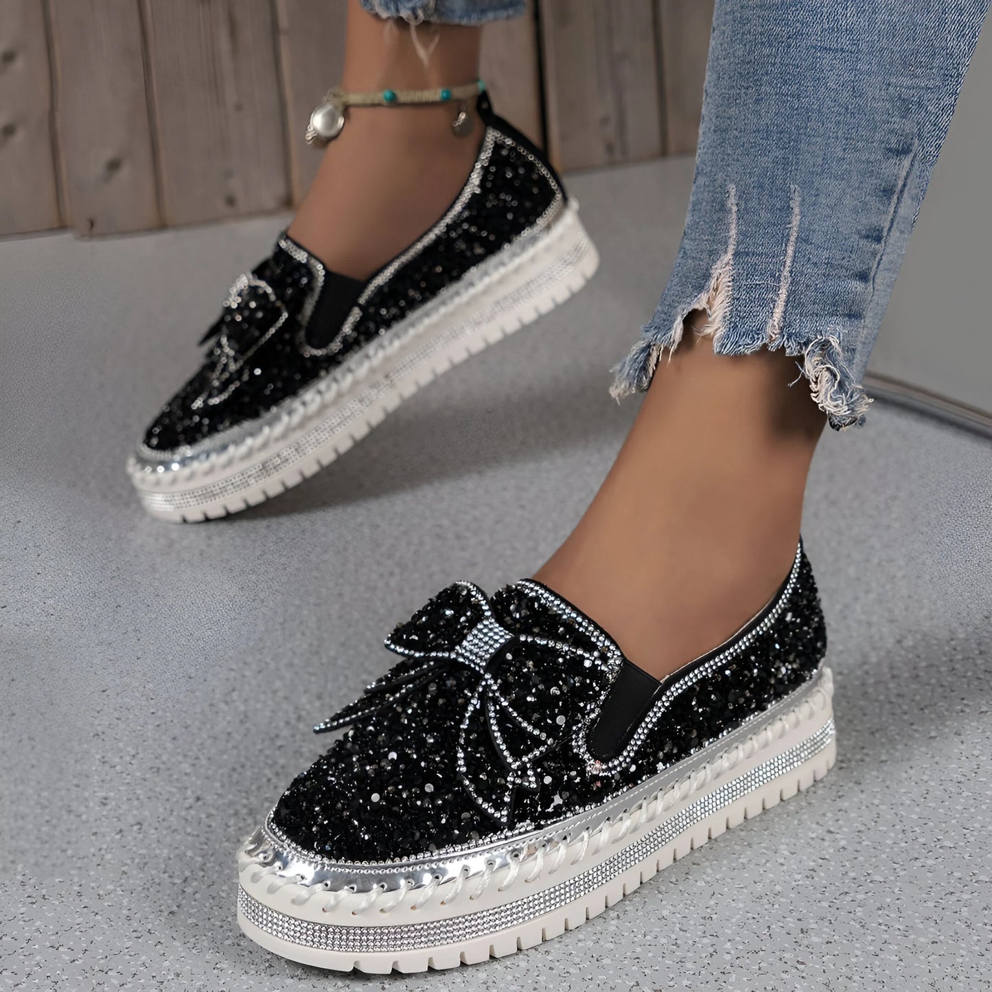 Isabeau – Rhinestone Bow Embellished Casual Loafers