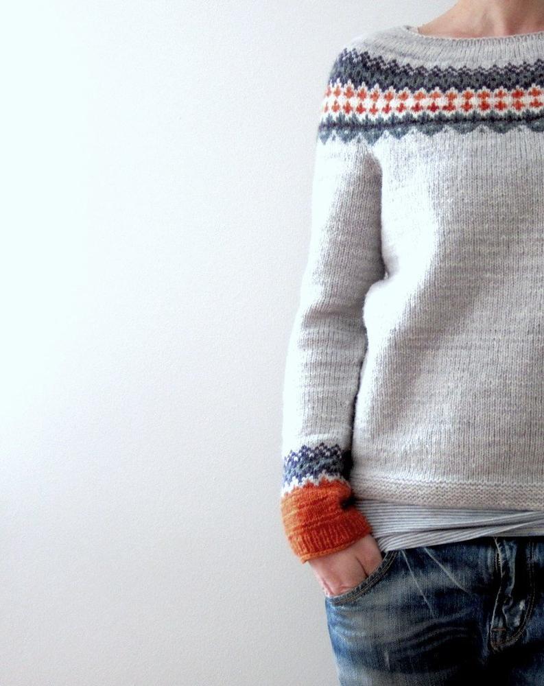 Sigrun – Long Sleeve Sweater with Winter Pattern