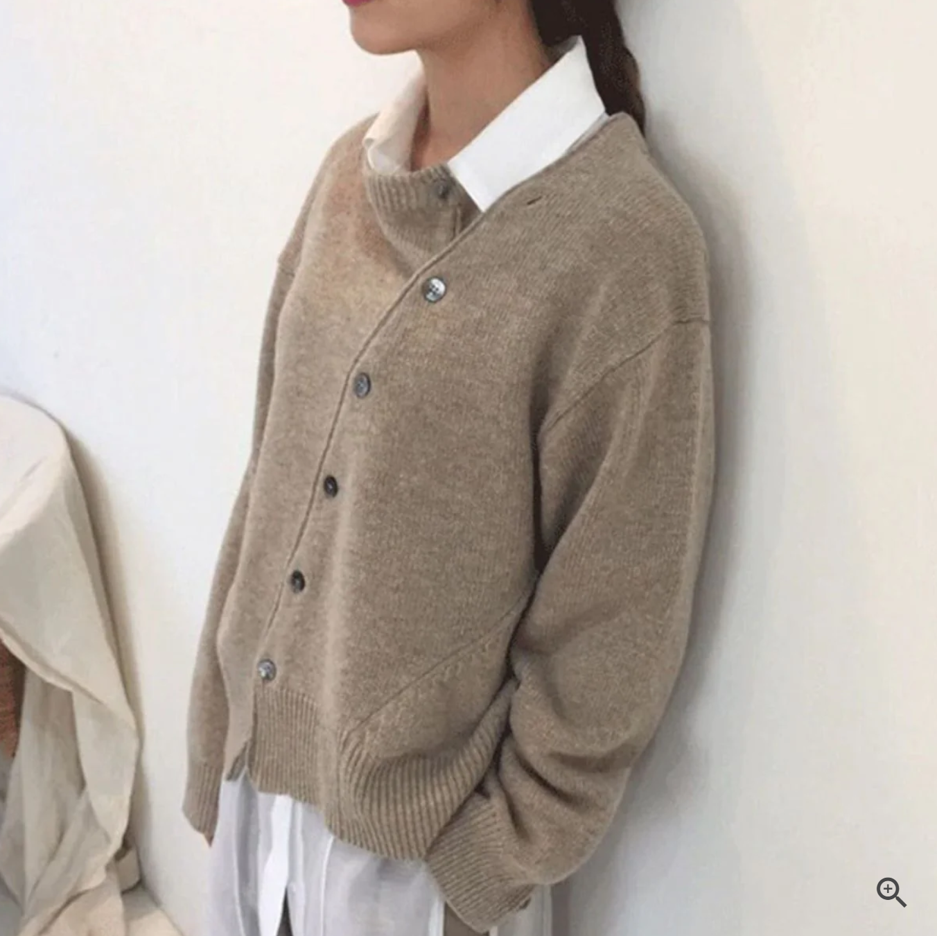 Karina – Cardigan with Asymmetrical Closure