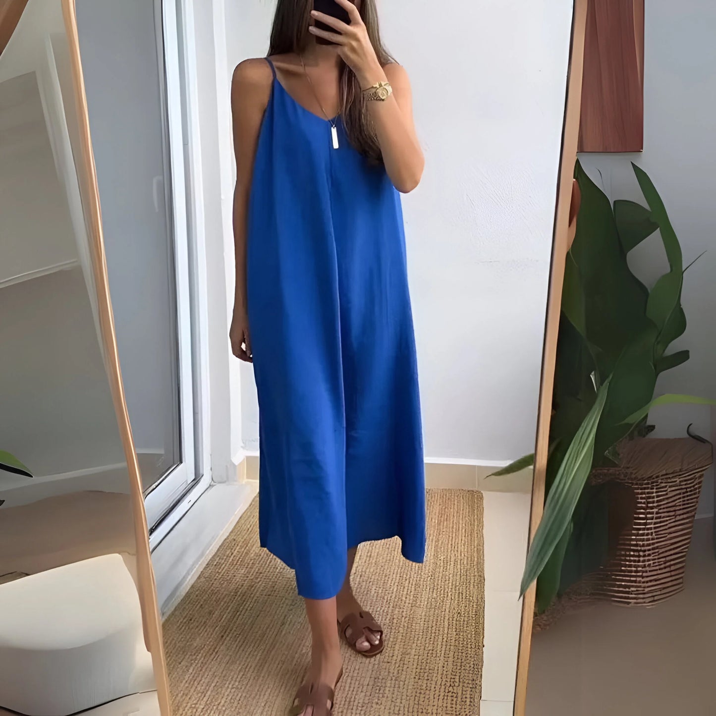 Léna – Minimalist Slip Maxi Dress