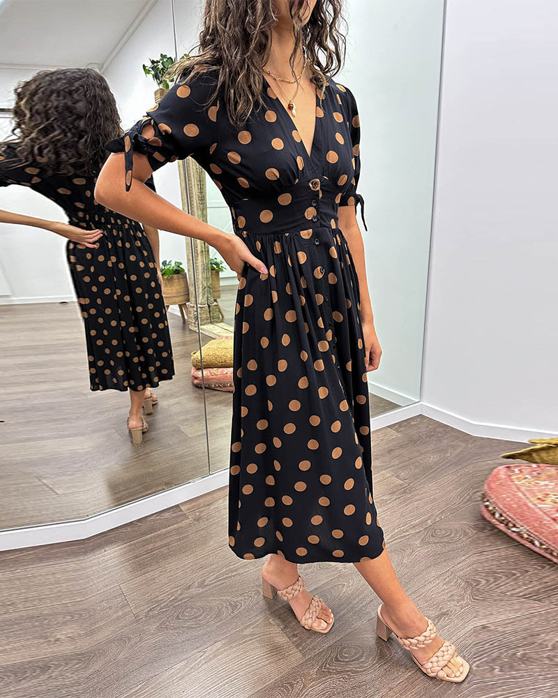 DAISY | ELEGANT DRESS WITH MODERN POLKA DOTS