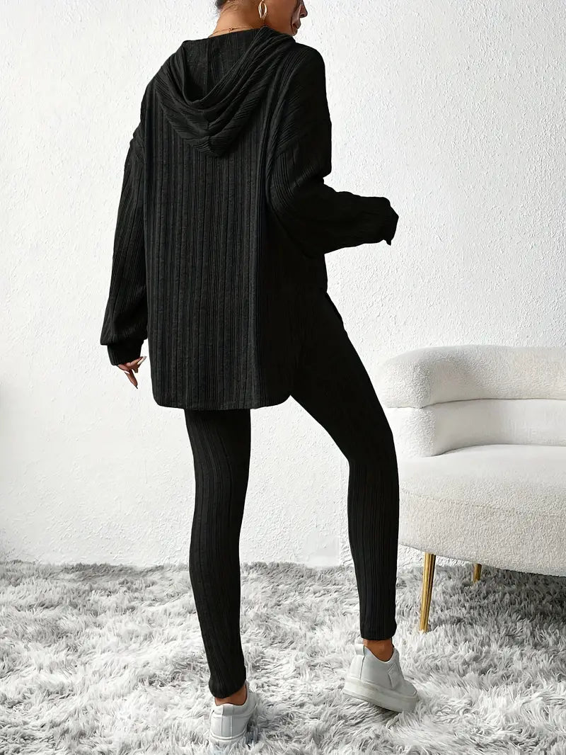 Witożena - Ribbed Two-Piece Set with Hoodie