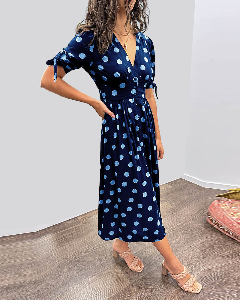 DAISY | ELEGANT DRESS WITH MODERN POLKA DOTS