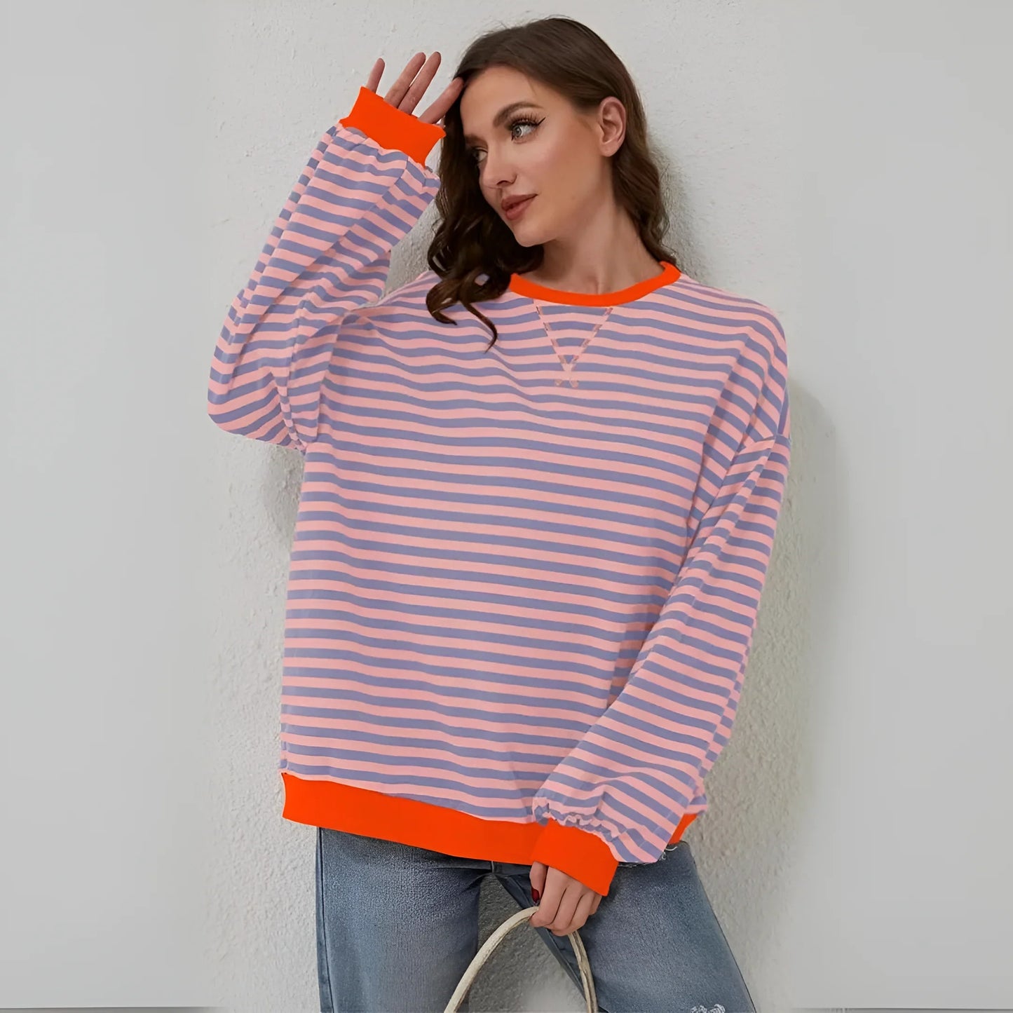 Jorunn – Oversized Sweatshirt with Stripes for Casual Comfort
