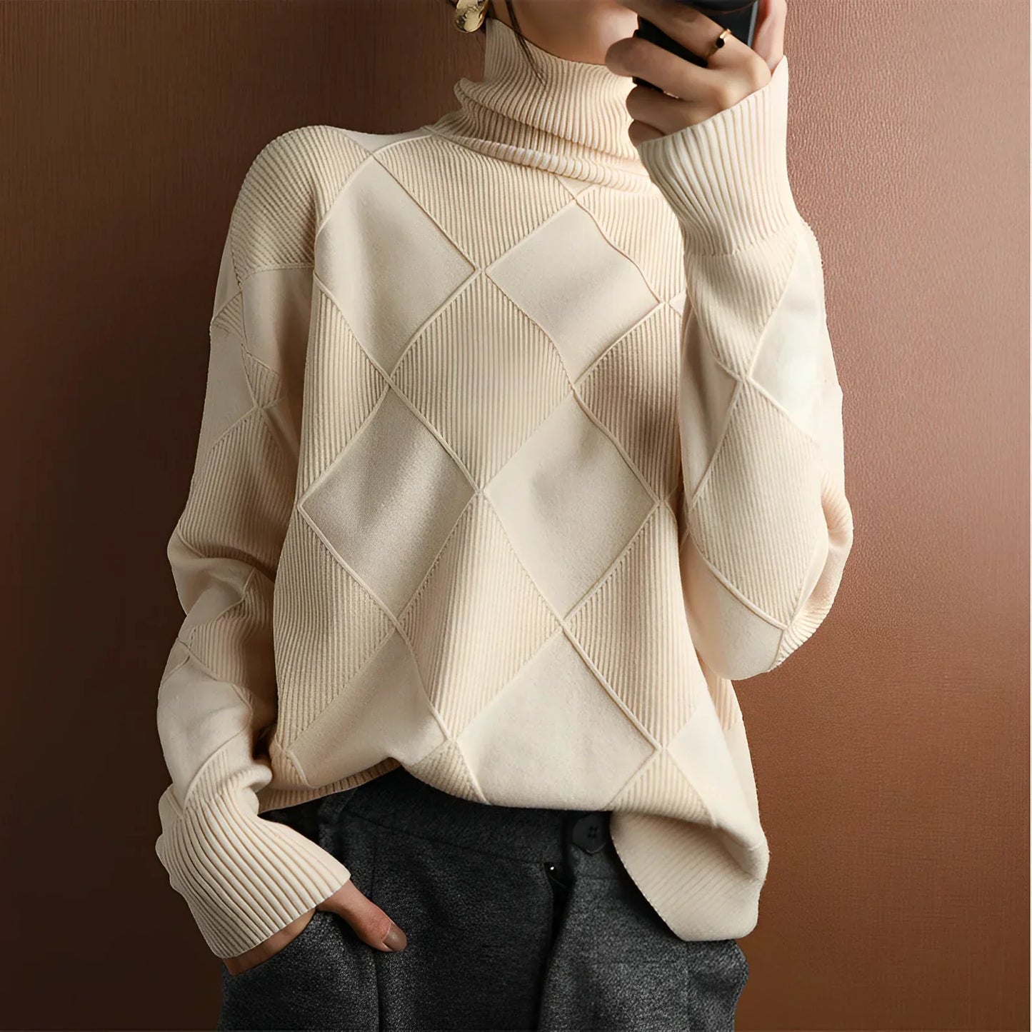 Emma - Loose Turtleneck Pullover