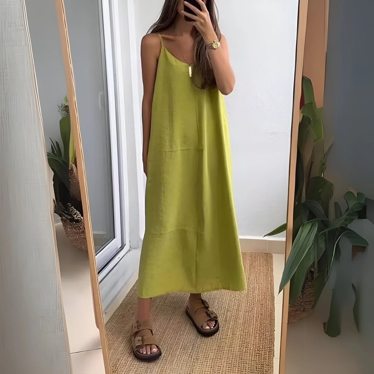 Léna – Minimalist Slip Maxi Dress