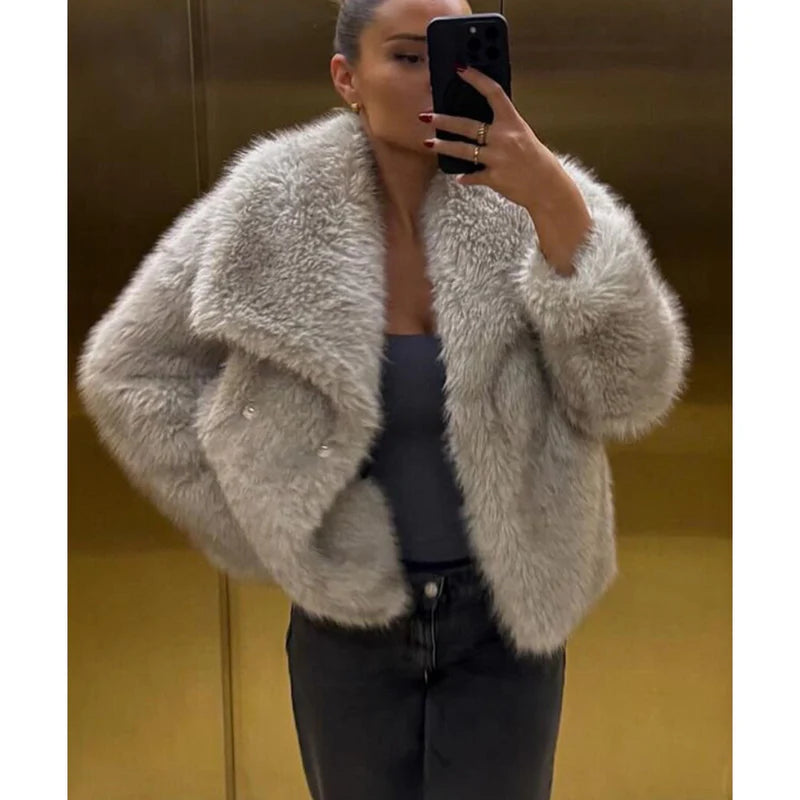 Irenka - Luxurious Faux Fur for Elegance