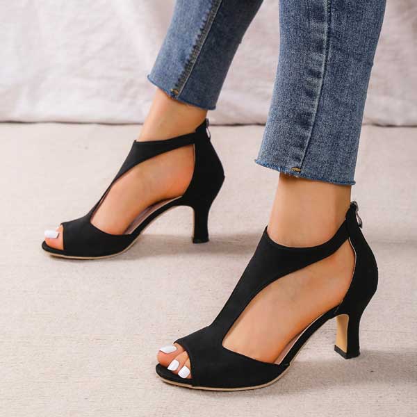 Azilis – Stylish Cutout Sandals