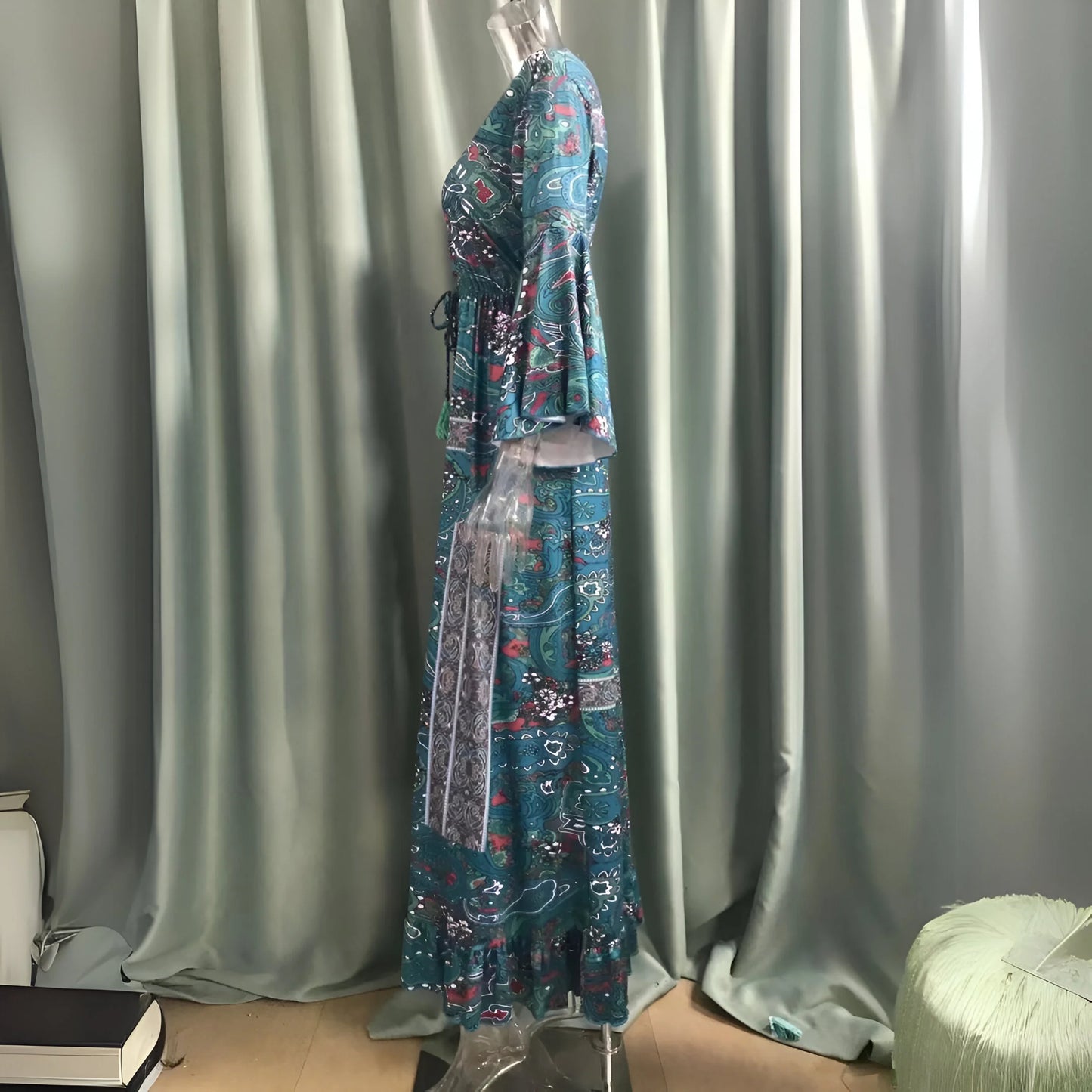 Léontine - Bohemian Flared Sleeve Floral Dress