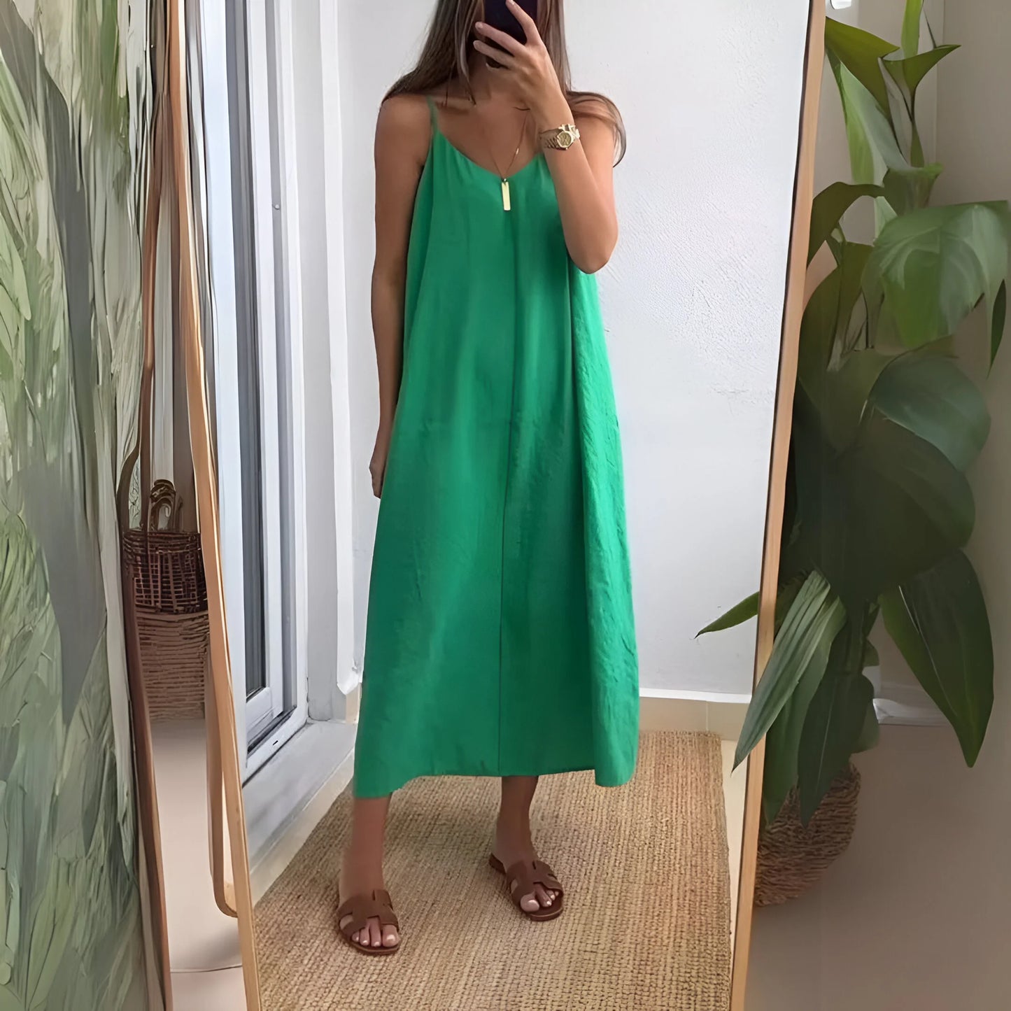 Léna – Minimalist Slip Maxi Dress