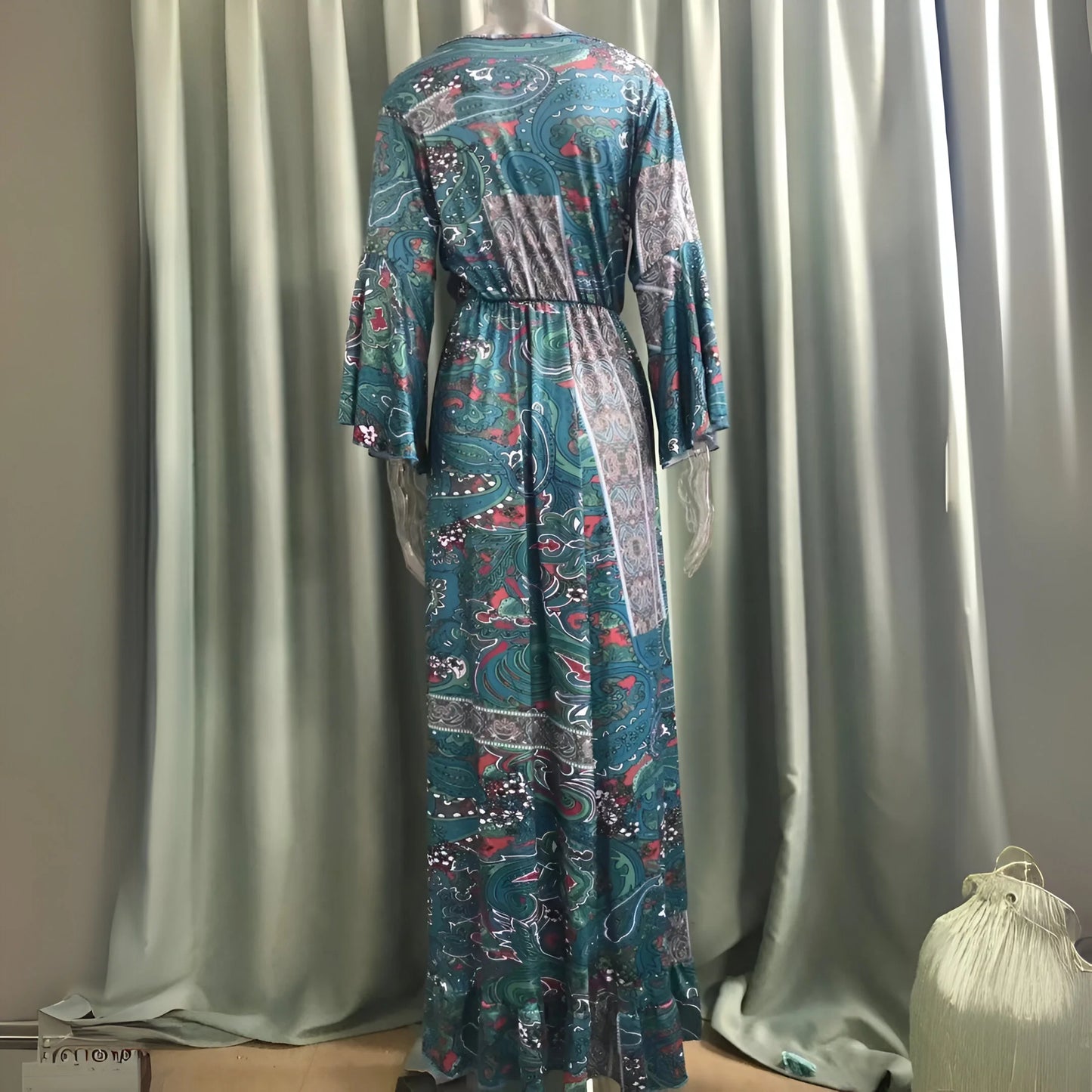 Léontine - Bohemian Flared Sleeve Floral Dress