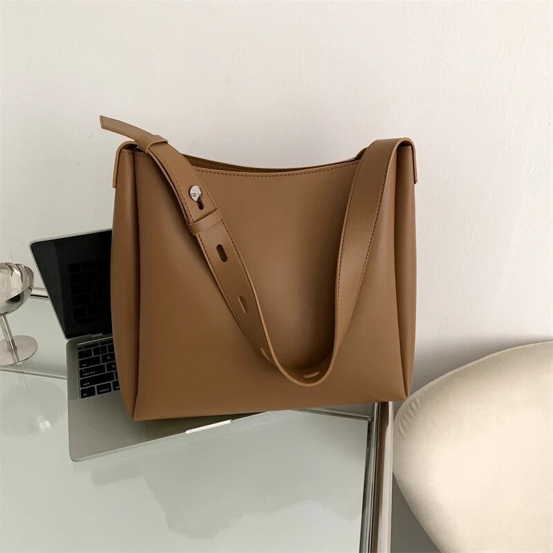 Zosimia - Spacious Bag