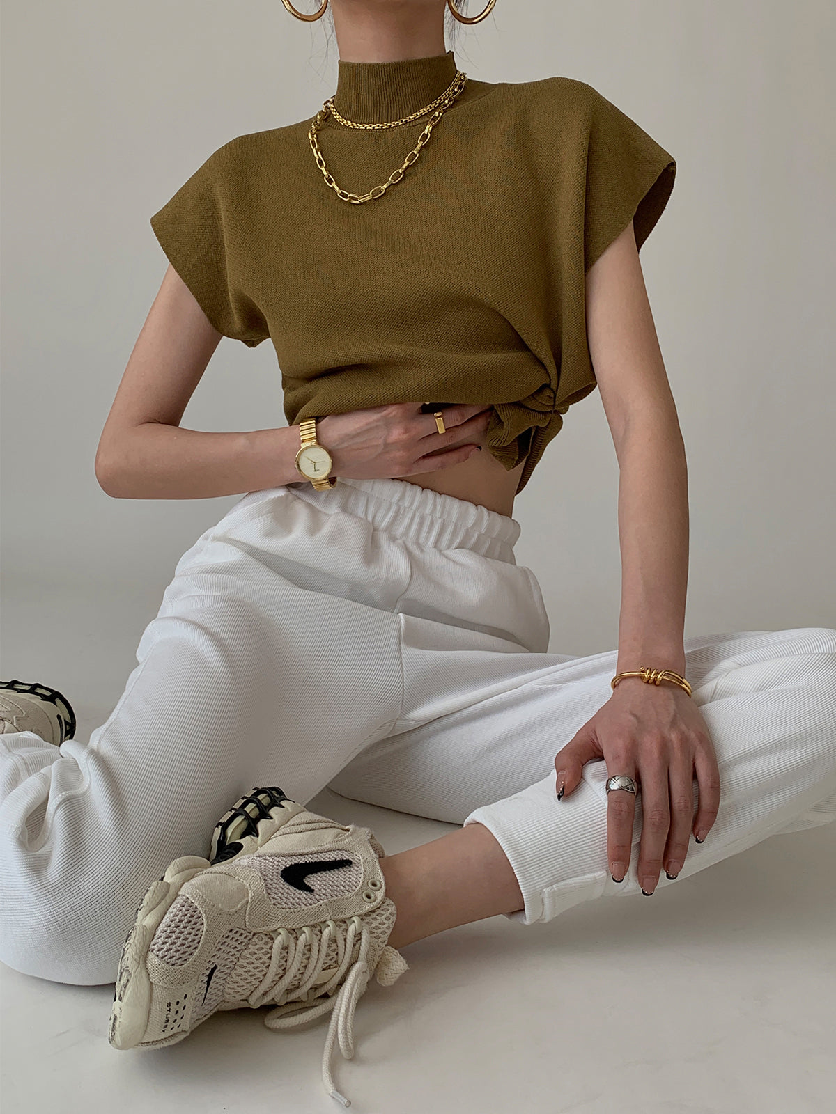 Nora – Stylish Sweater Vest