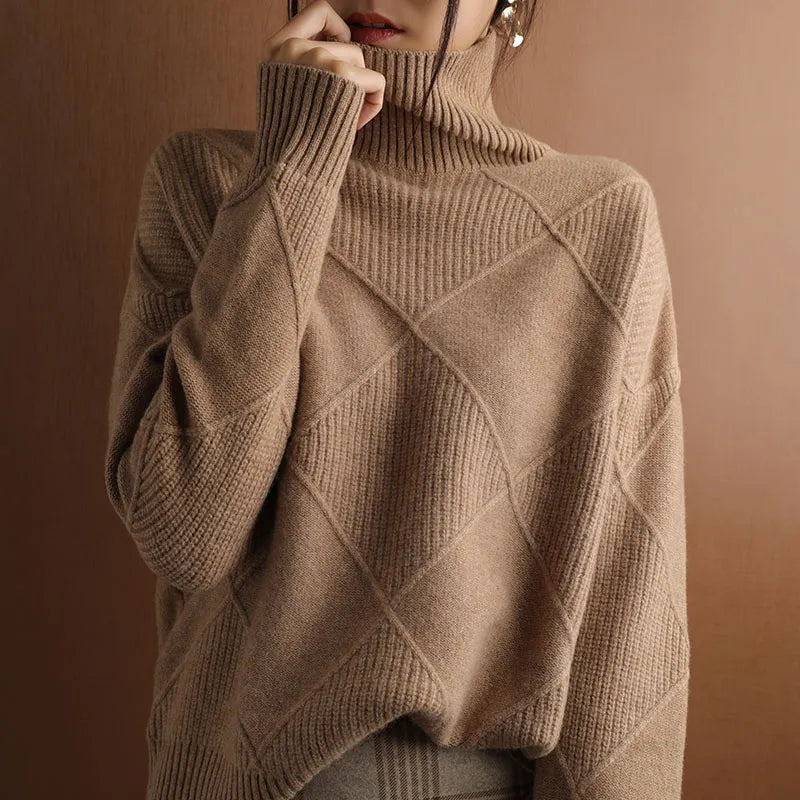 Emma - Loose Turtleneck Pullover