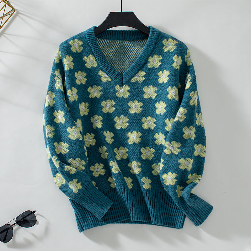 Maronika - Knit Sweater with Floral Pattern