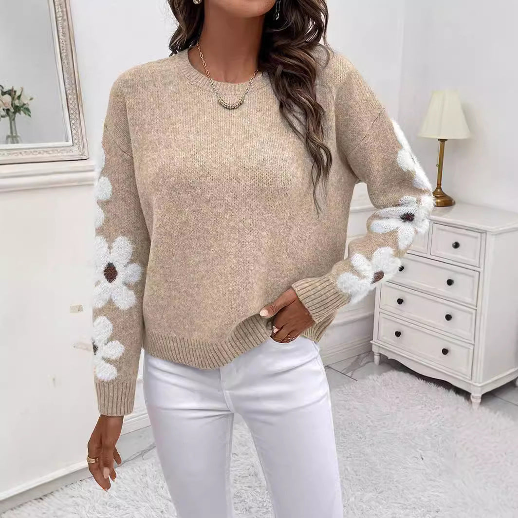 Alvhilde – Women's Sweater with Floral Pattern