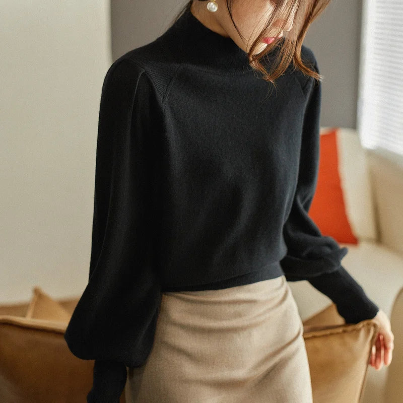 Megara – Women's Long Sleeve Sweater with a Turtleneck