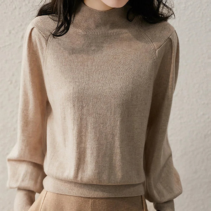 Megara – Women's Long Sleeve Sweater with a Turtleneck