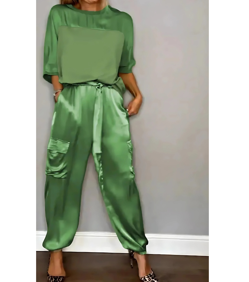 Julia – Elegant Satin Two-Piece Set