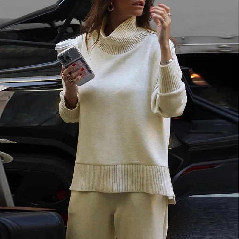 Marine - Elegant and comfortable knitwear set