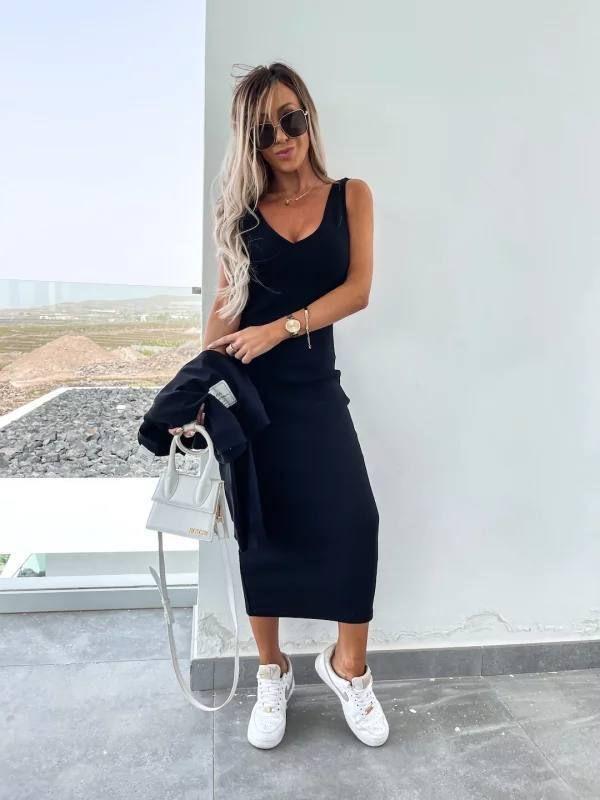 Aglaé – Bold & Elegant Midi Dress with Oversized Sweatshirt