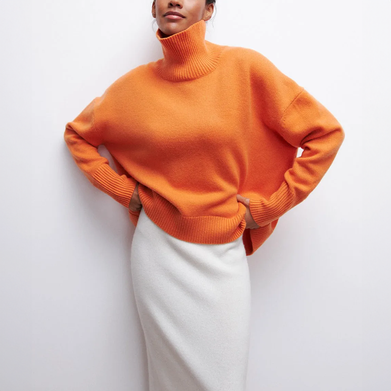 Sigrid – Loose Knit Turtleneck