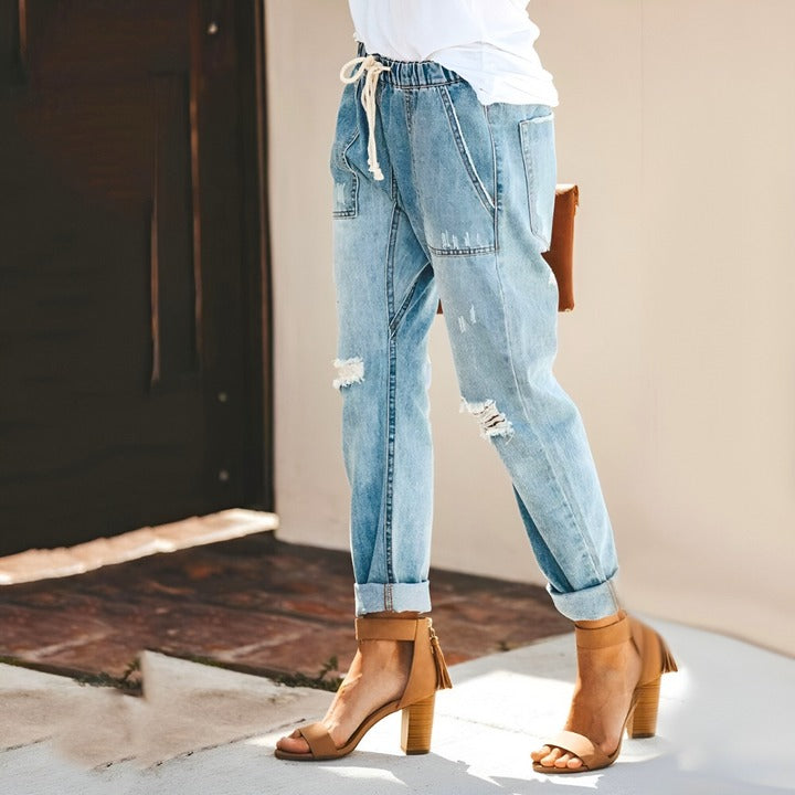 NIKKI - CLASSIC DISTRESSED DENIM PANTS