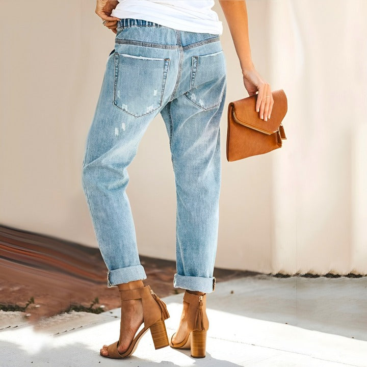 NIKKI - CLASSIC DISTRESSED DENIM PANTS