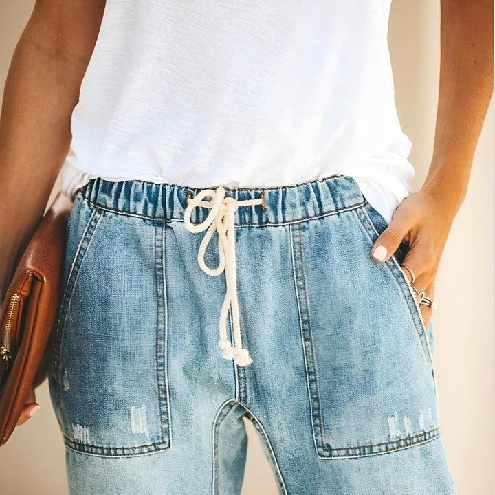NIKKI - CLASSIC DISTRESSED DENIM PANTS