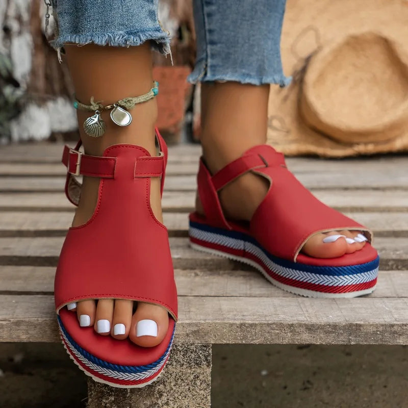 Femke - Stylish Beach-Ready