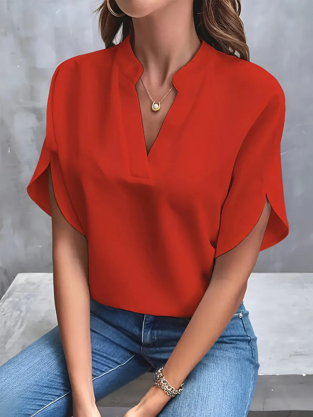 LIEKE - ELEGANT BLOUSE WITH NOTCH NECK