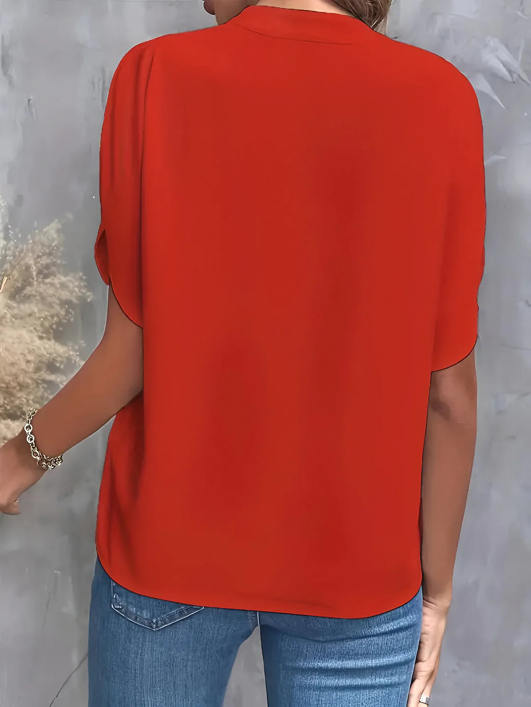 LIEKE - ELEGANT BLOUSE WITH NOTCH NECK