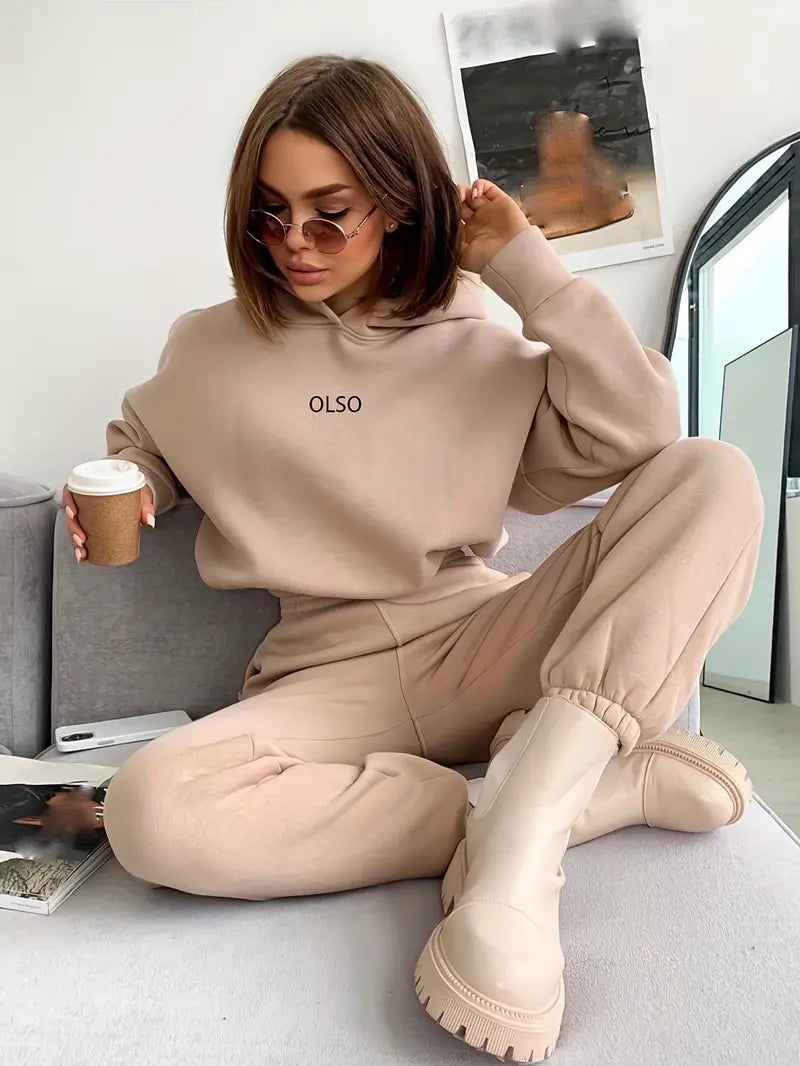 Gniewosława - Casual Two-Piece Set with Hoodie and Print