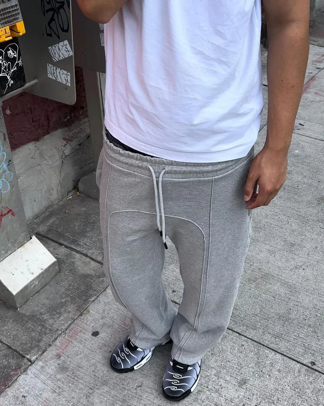 Charles - Modern Comfort Drawstring Sweatpants