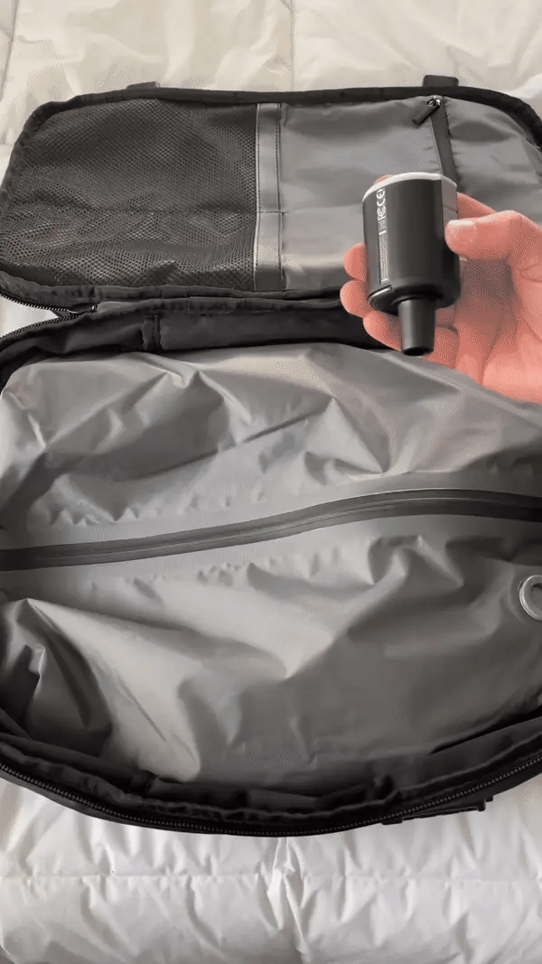 Dżesika - Travel Backpack with Vacuum Compression