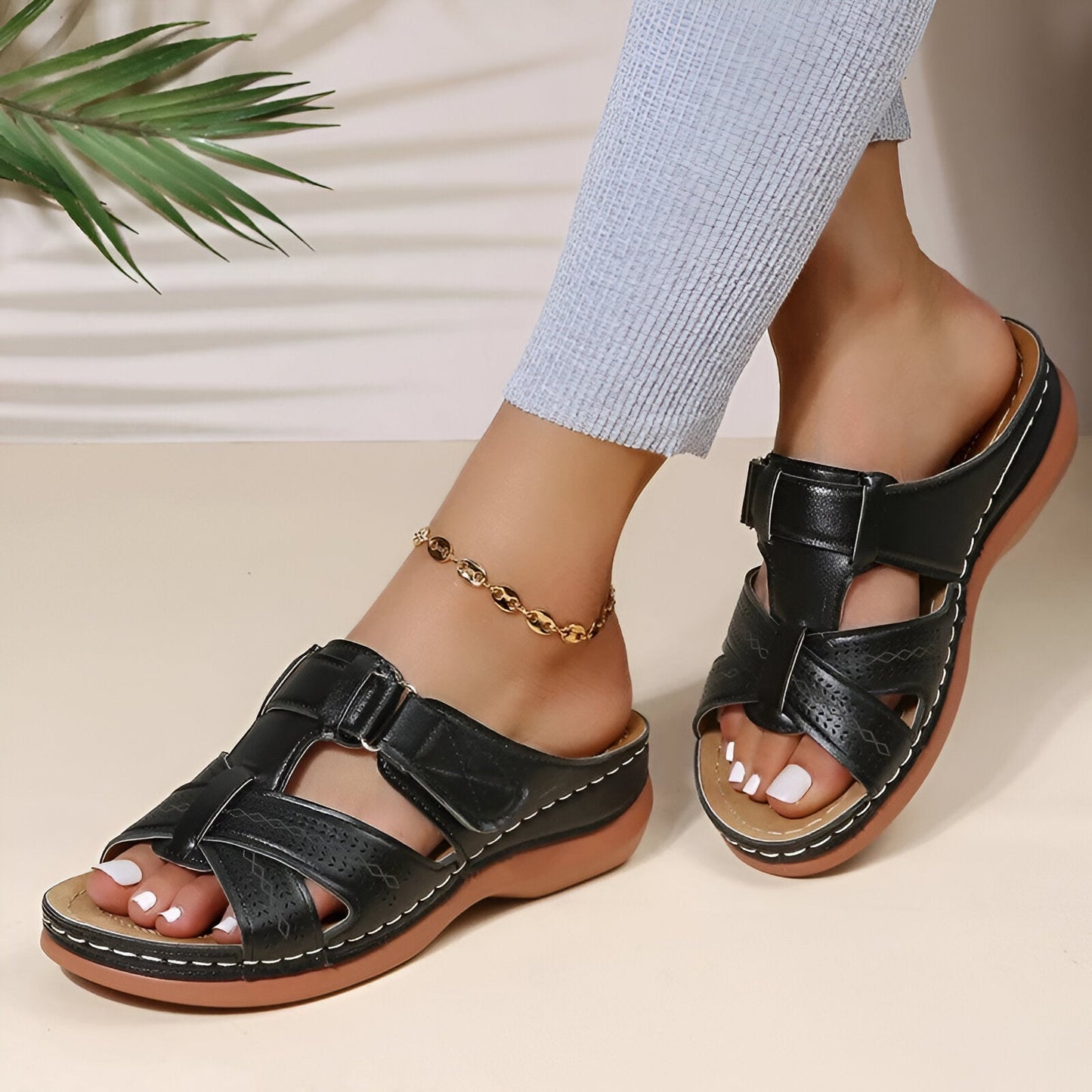 MARISKA - VINTAGE ORTHOPEDIC WEDGE SANDAL