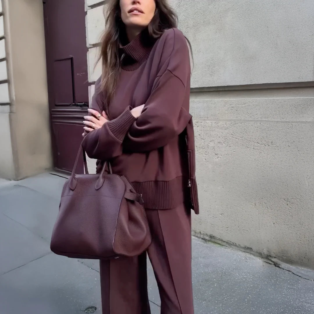 Marine - Elegant and comfortable knitwear set