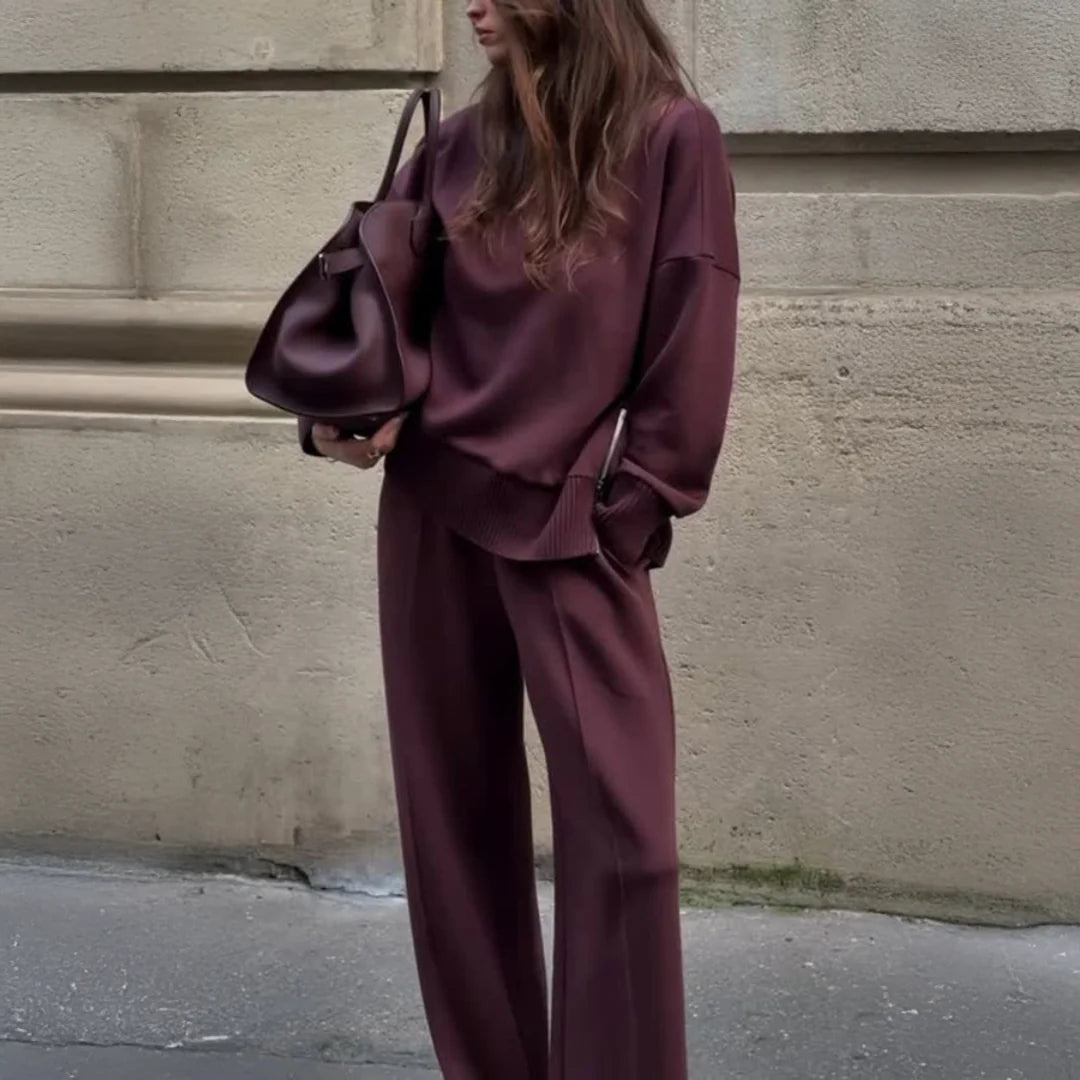Marine - Elegant and comfortable knitwear set