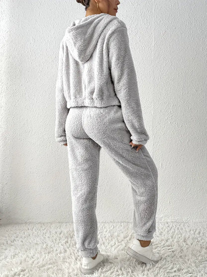 Ostroboga - Women's Plush Pants Set