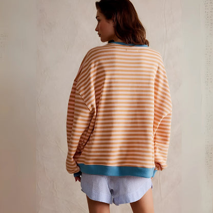 Jorunn – Oversized Sweatshirt with Stripes for Casual Comfort
