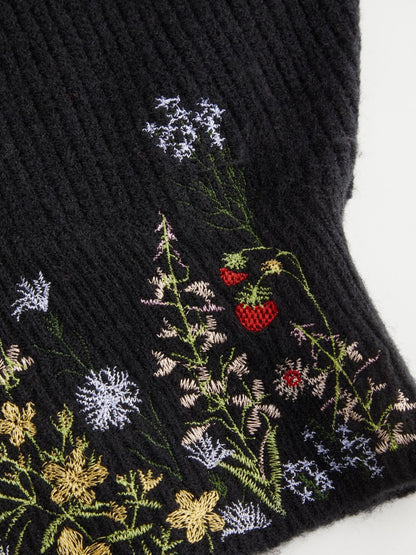 Éloïse – Embroidered Knit Crop Sweater