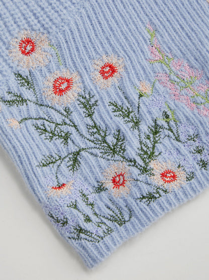 Éloïse – Embroidered Knit Crop Sweater