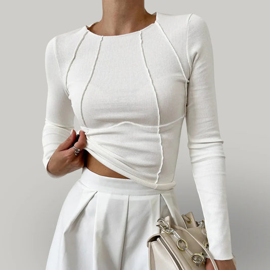 Tove – Fitted Pullover with Crew Neck