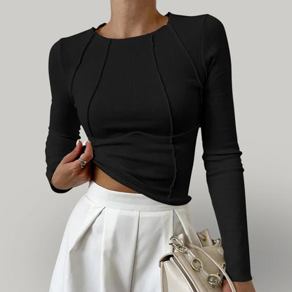 Tove – Fitted Pullover with Crew Neck