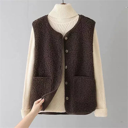 Cosette – Soft Fleece Button-Up Vest